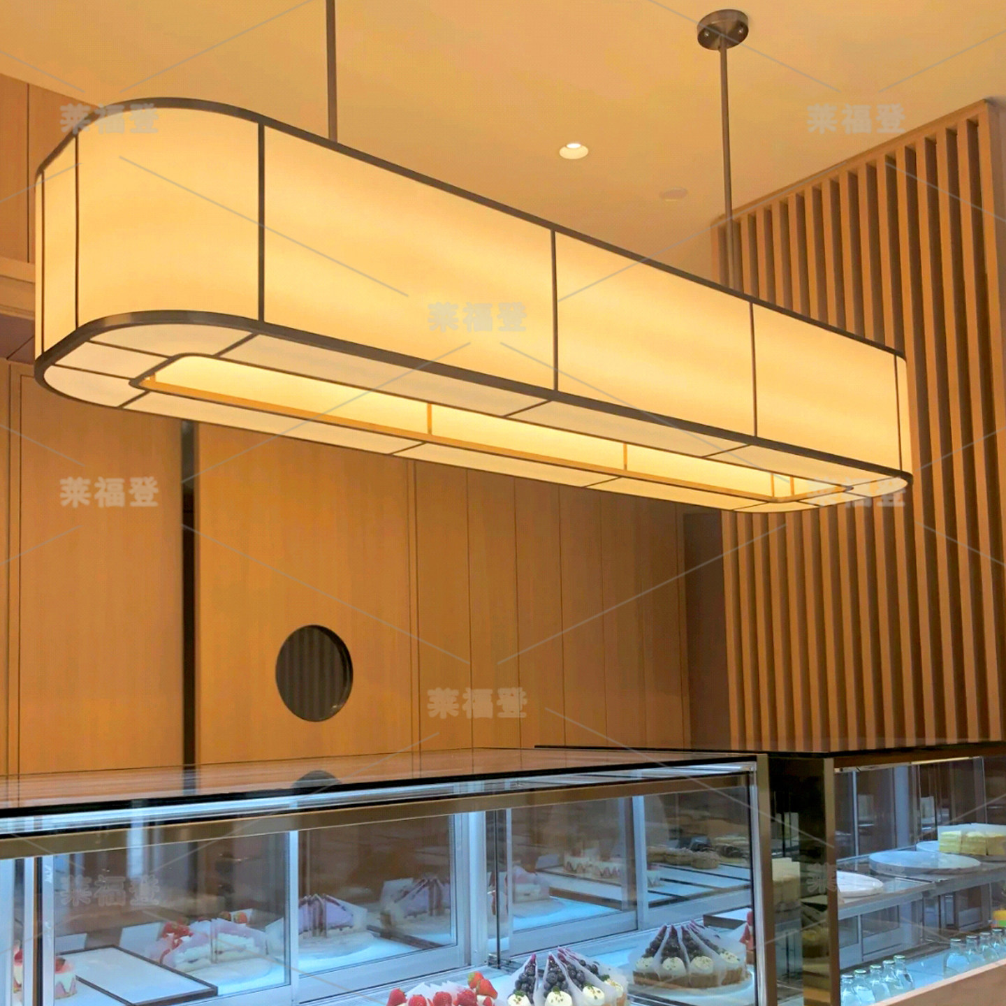 日式餐厅吊灯2025新款餐饮商用咖啡店吧台收银台岛台简约布艺灯具