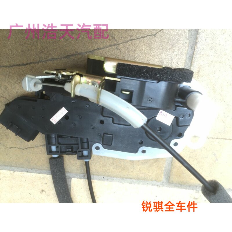 商务车面包车多功能车NV200前门锁块前门锁机原厂
