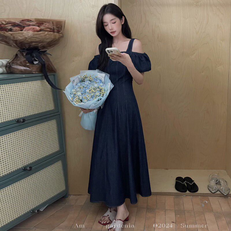 韩国东大门牛仔背带裙女夏季薄款收腰荷叶边一字领露肩吊带连衣裙