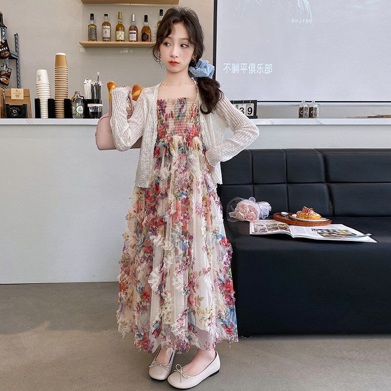 女童连衣裙夏季2025新款洋气女大童夏装防晒沙滩裙儿童碎花长裙子