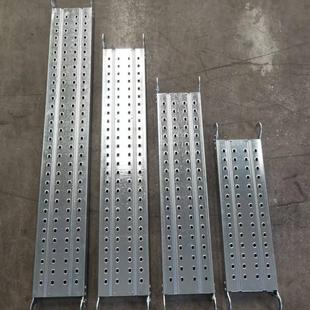 热镀锌盘扣脚手架冲孔钢踏板带锁片铆接盘扣踏板焊接挂钩厚钢跳板