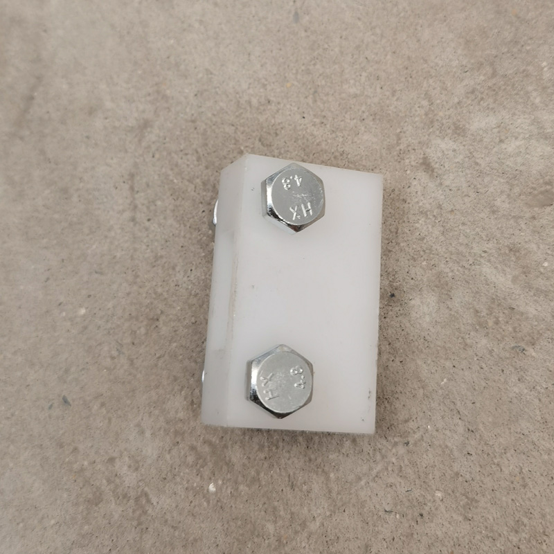 高速电梯送菜机餐梯货梯主轨配件三折滚动指向滑靴靴附靴小导靴