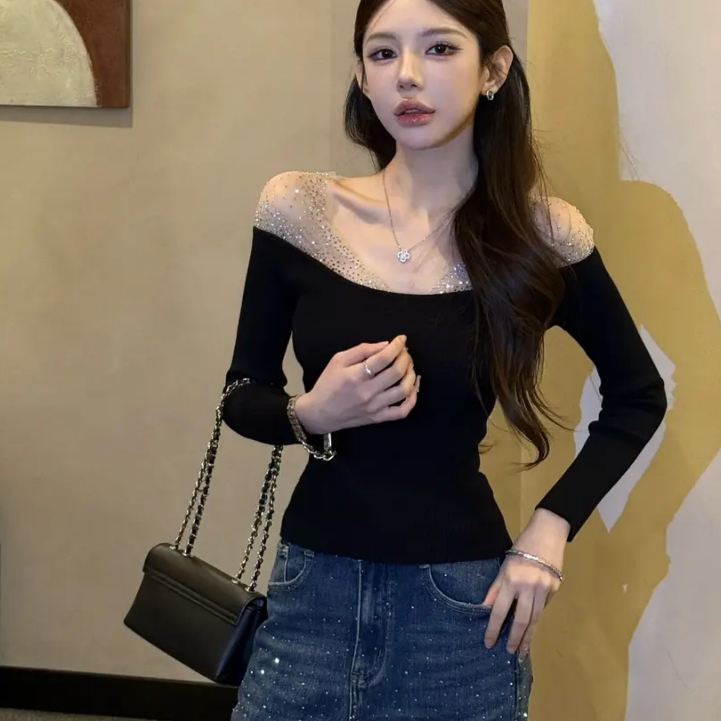 纯欲风黑色烫钻露肩长袖T恤女秋冬内搭打底衫设计感修身性感上衣,女装/女士精品,毛针织衫,淘宝优惠券,粉丝福利购,淘宝优惠卷