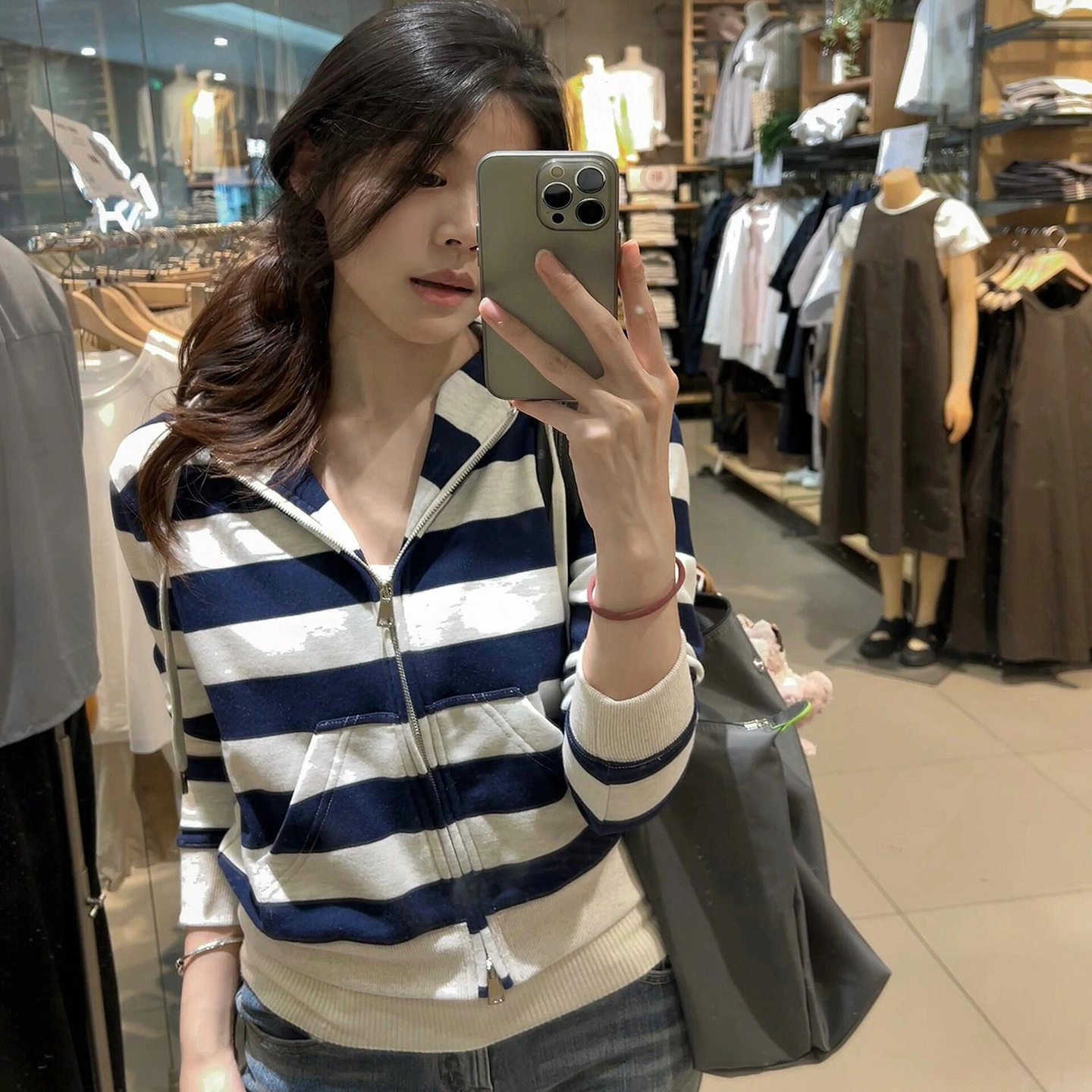 撞色条纹长袖连帽外套女2025秋季新款小个子修身显瘦短款开衫上衣,女装/女士精品,卫衣/绒衫,淘宝优惠券,粉丝福利购,淘宝优惠卷