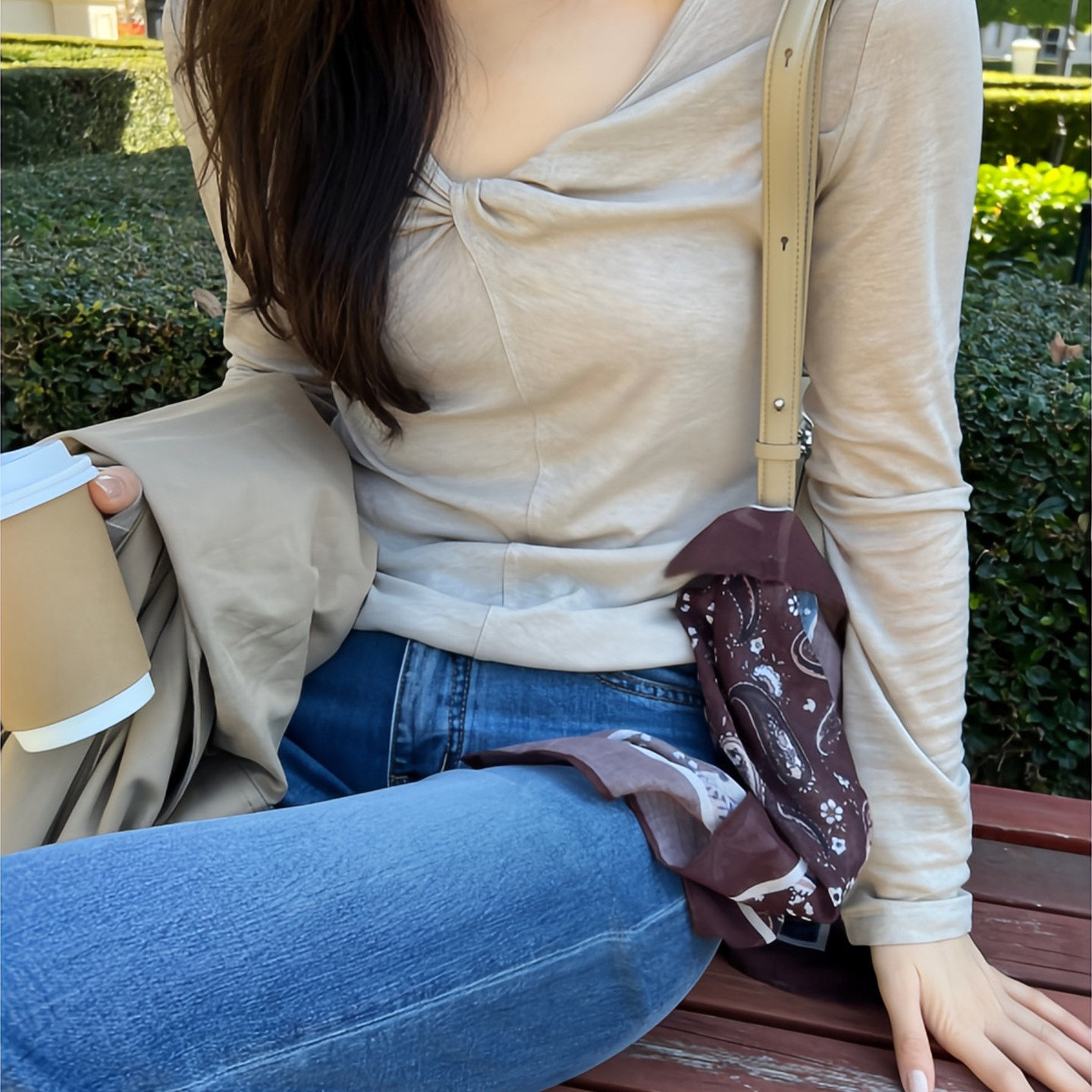 韩系气质扭结V领长袖内搭T恤女春季新款修身显瘦休闲百搭打底上衣,女装/女士精品,T恤,淘宝优惠券,粉丝福利购,淘宝优惠卷