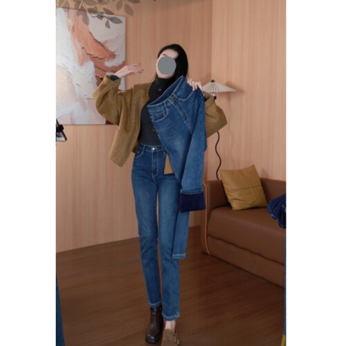 不臃肿裁边九分烟管牛仔裤