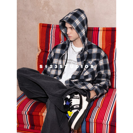 S123 早秋新品撞色复古格子衬衫外套男宽松休闲开衫上衣潮