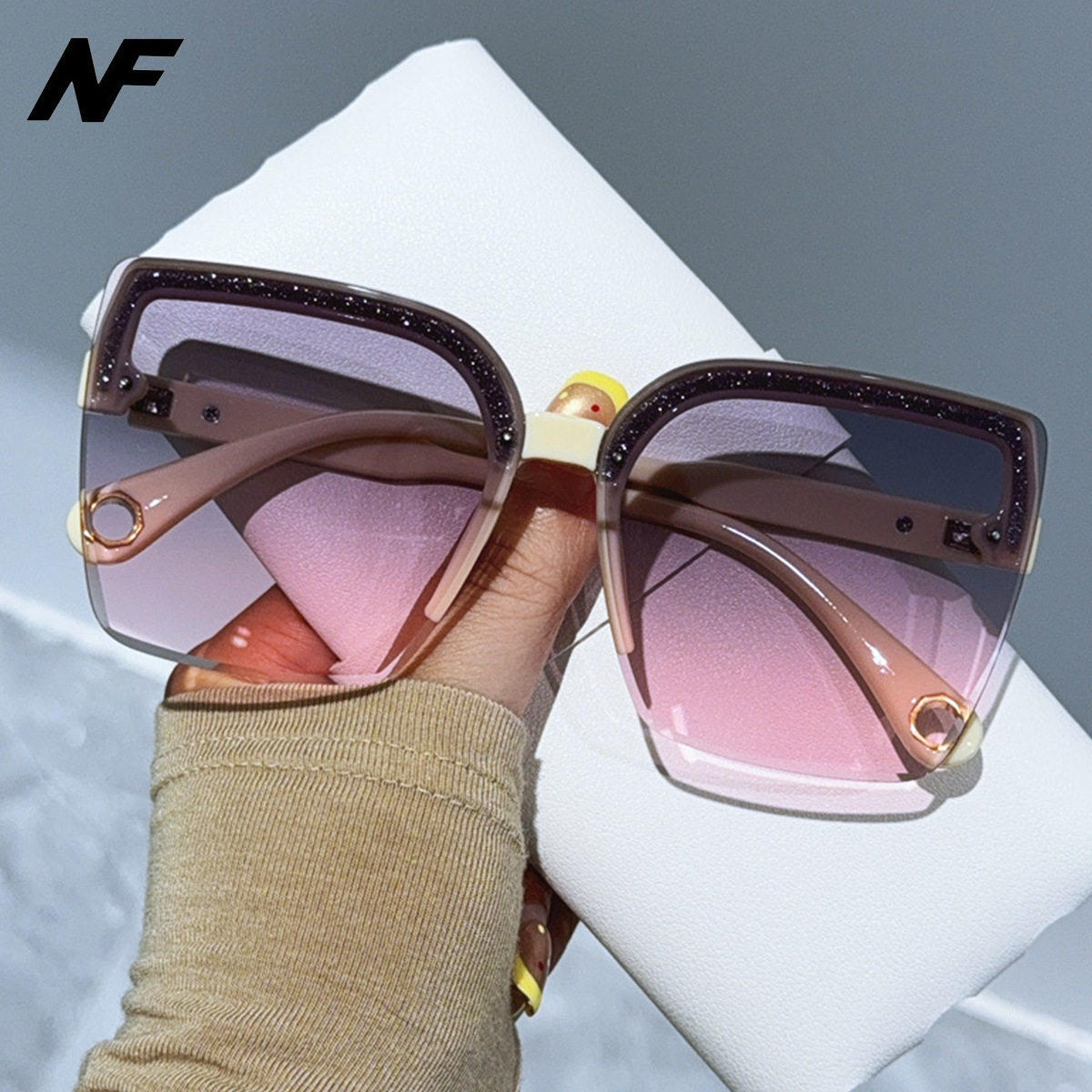 新款时尚大框太阳镜网红街拍无框女士墨镜海洋片切边方形眼镜