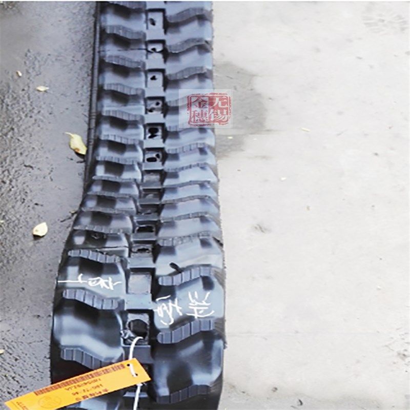 久保田挖掘机履带 U15-17-20-25-30-35 小挖机橡胶履带金利隆正品