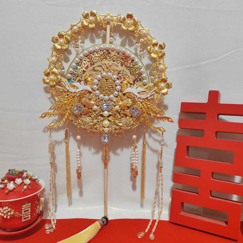 新款直销新娘喜扇秀禾服团扇结婚婚礼团扇古风扇子出嫁扇喜字扇中