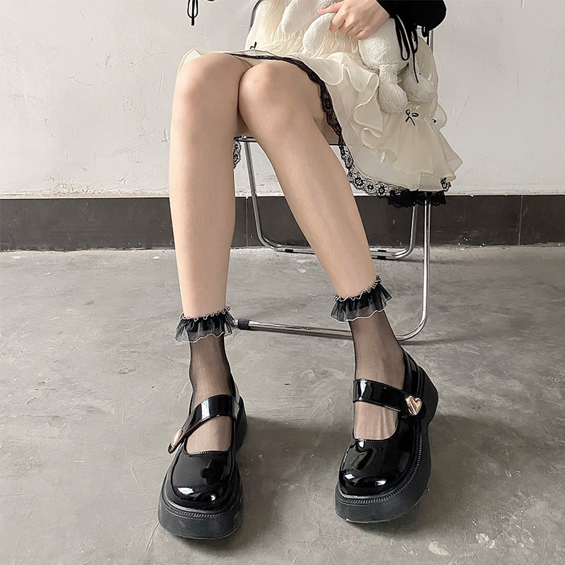 夜间教习室黑色蕾丝花边袜子女秋季中筒薄款lolita短筒jk薄透丝袜