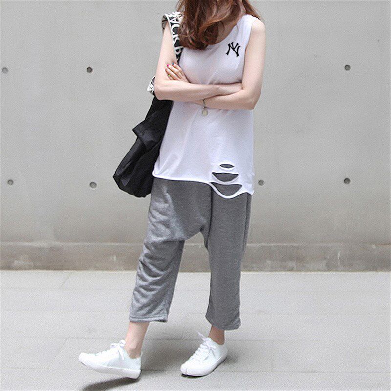 破洞内搭背心打底衫胖妹妹白色吊带加大加肥人宽松胖mm遮肚子上衣