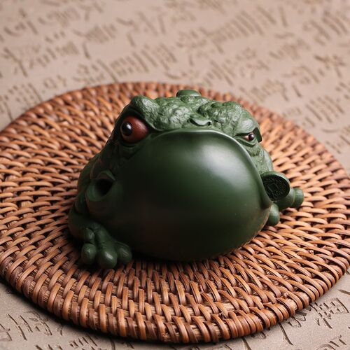 宜兴原矿紫砂茶宠摆件招财金蟾绿泥名家全手工茶玩装饰精品可养