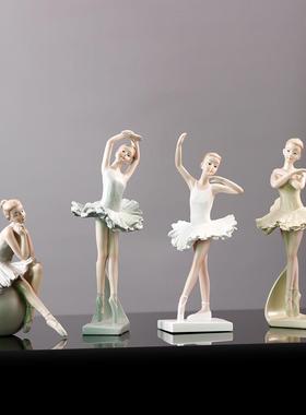直销新款创意家居树脂工艺品芭蕾舞女孩客厅卧室艺术样板间家居装