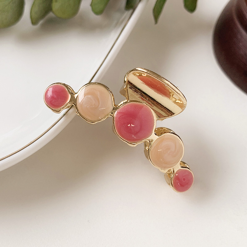 The head cJurtain Liuhai clip is in front of the front, the