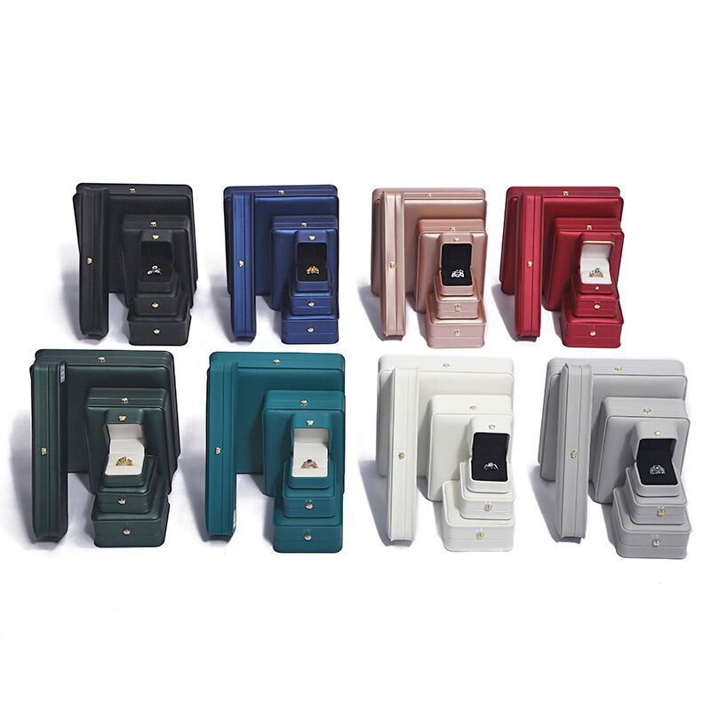 应高供手档凸饰戒胸指盒耳皮环吊坠现盒边针镯首货 链盒黑项色革