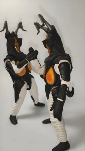 小号芝顿模型高13cm/宽11cm1个