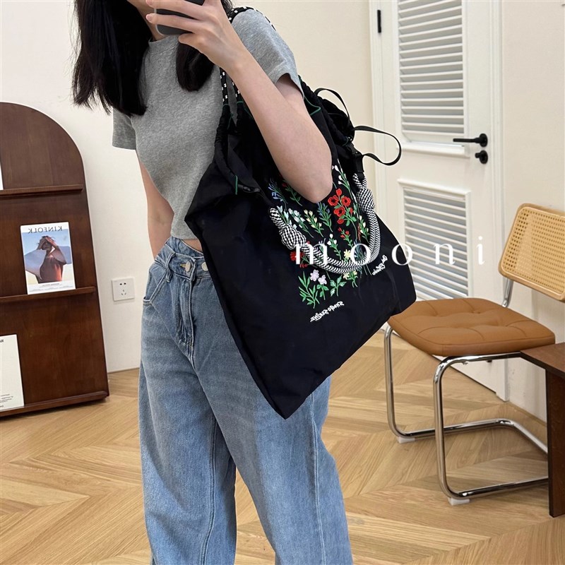 3月新款抢先购 ballchain高圆圆同款花草刺绣尼龙环保袋包购物袋