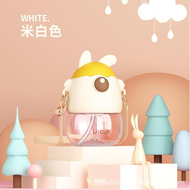 新款直销超萌可爱达达兔太空杯食品级夏季小宝宝水杯便携背带吸管