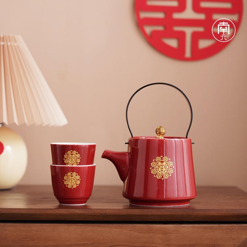 新款直销结婚茶壶敬茶杯托盘套装婚礼改口杯陶瓷红色喜庆伴手礼物
