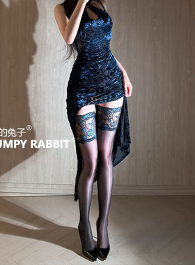 暴躁的兔子「手感暴徒」性感花纹极光油亮蕾丝丝滑长筒丝袜女防滑