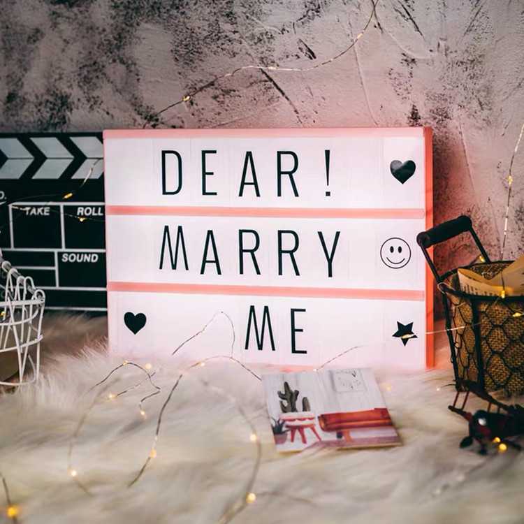 新款直销生日派对布置装饰LED灯箱求婚表白创意拼图A4字母灯场地