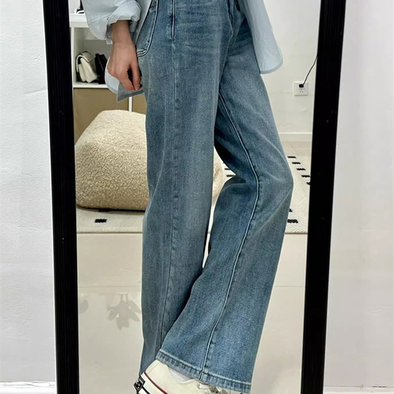 蓝色直筒牛仔裤大码女装裤子秋季梨型身材胖mm穿搭宽松显瘦阔腿裤
