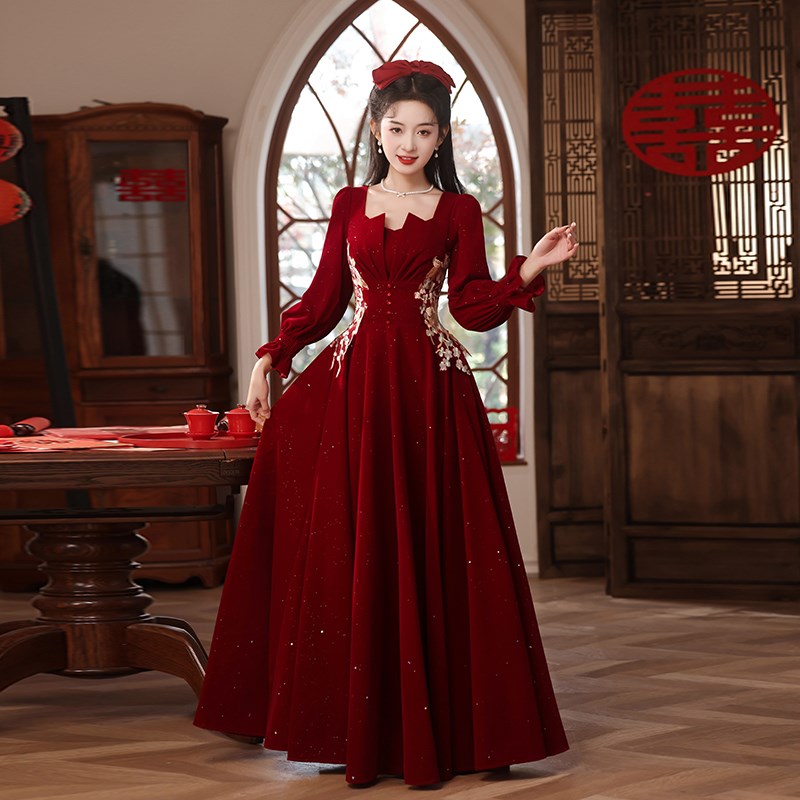 大码敬酒服新娘胖mm酒红色结婚小个子回门便装女订婚连衣裙高级感