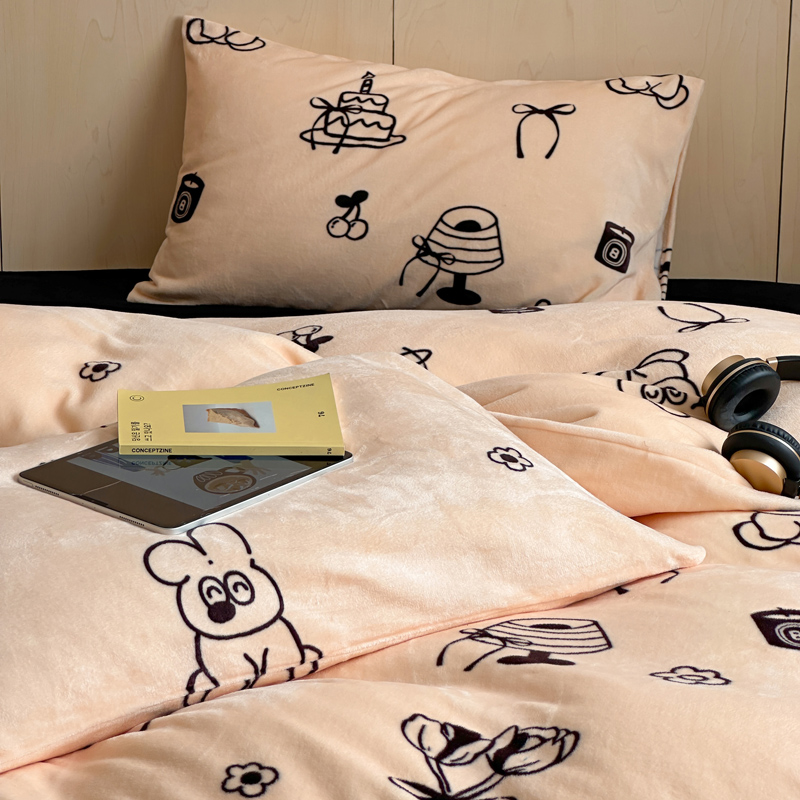 ins秋冬保暖轻薄牛奶绒四件套被套床笠床单人床品三件套学生宿舍