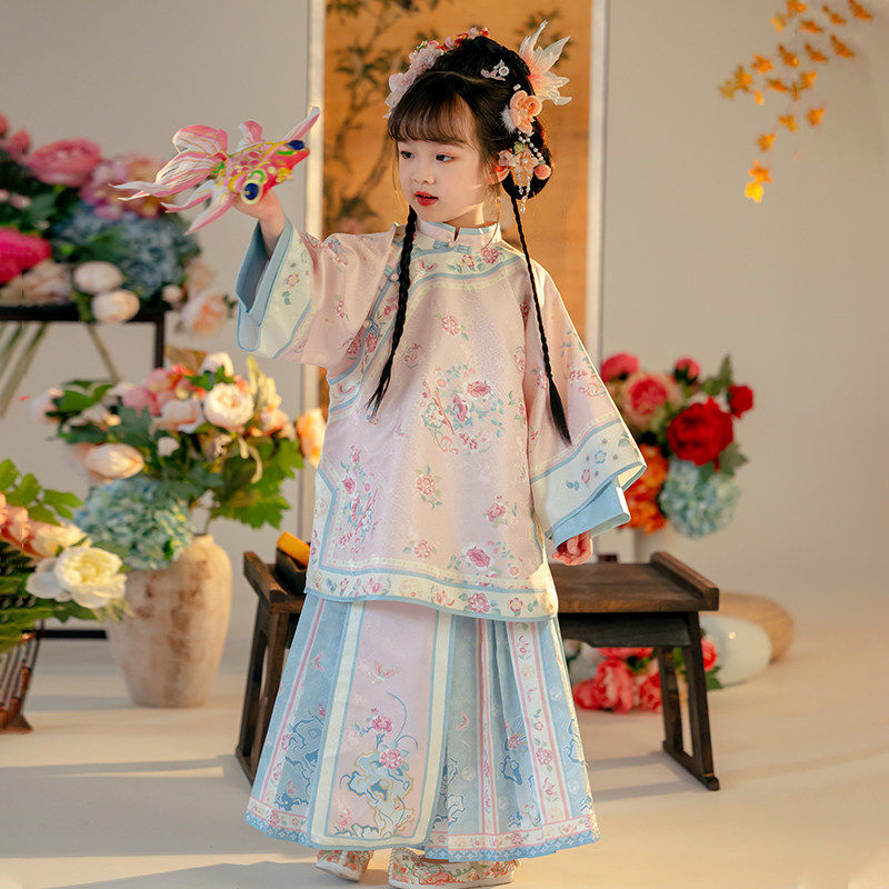 明制汉服女童格格服2026新款清朝儿童古装宫廷套装马面裙两件套