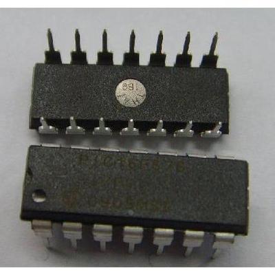 PIC16F676-I/P MICROCHIP集成电路全新原装 DIP直插