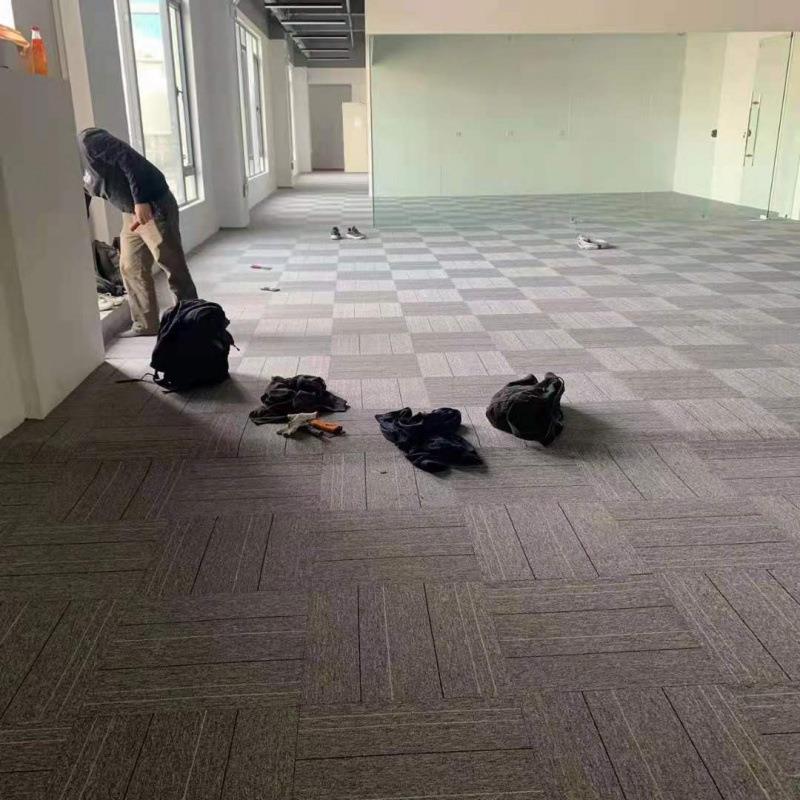 办公室地毯巨东诚贸拼接字方块毯台地毯地写楼球酒店商用方