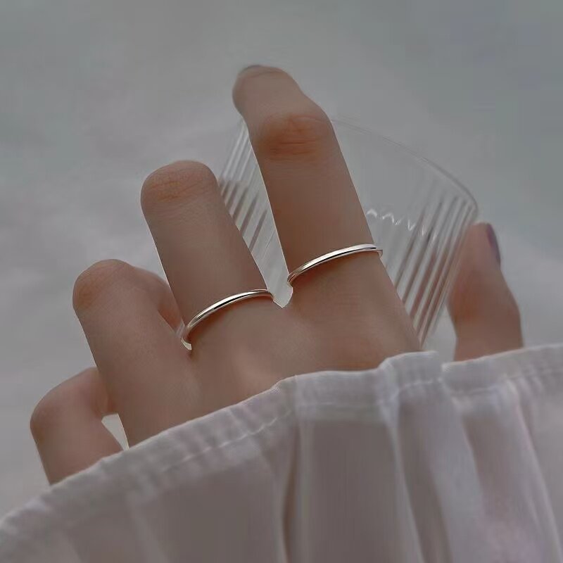 素圈戒指999纯银情侣对戒闭死口男女食指尾戒个性简约情人节礼物