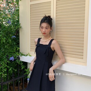 爱西里夏季 温柔风简约百搭甜美方领蝴蝶结背心吊带连衣裙 新款 法式