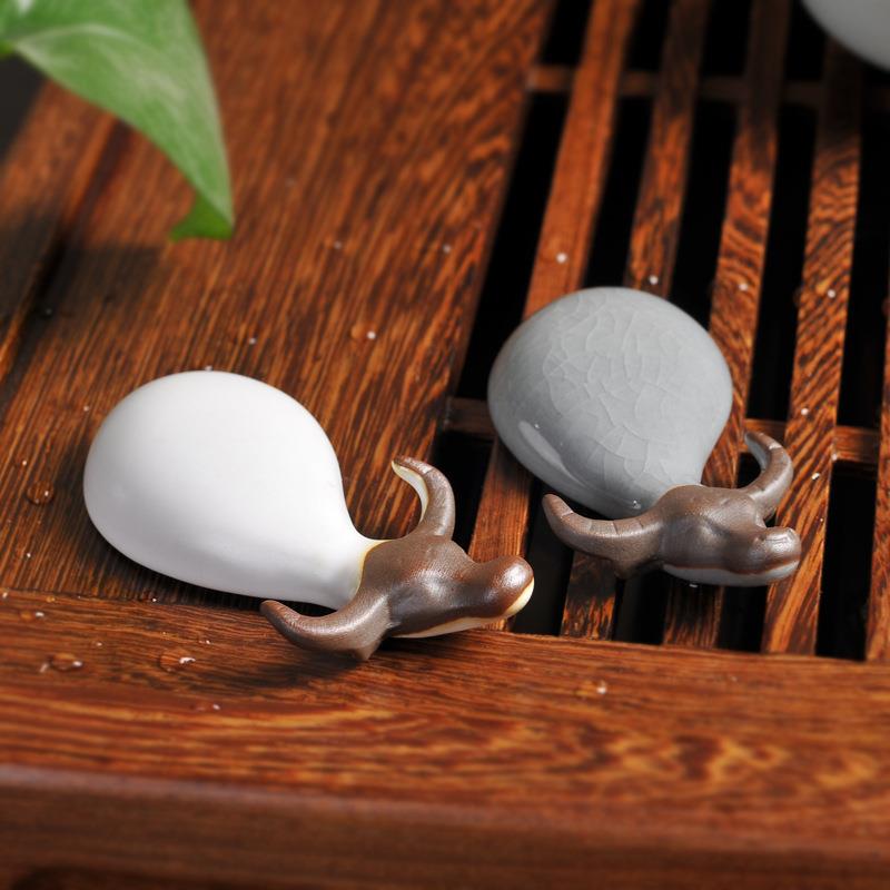新款直销紫砂茶宠陶瓷茶玩摆件 汝窑哥窑 茶道配件 祥牛 茶盘茶具