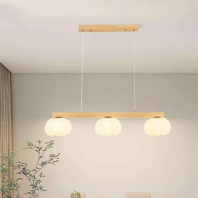 新款直销奶油风餐厅吊灯日式原木复古现代简约诧寂风长条饭厅餐桌