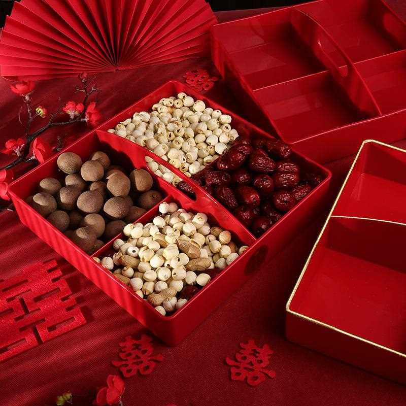 新款直销婚庆用品大全早生贵子结婚压床摆件订婚提盒四宫格婚床干