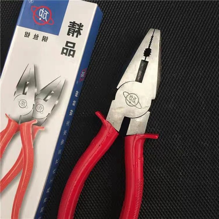 老式钢丝钳电工手动工具