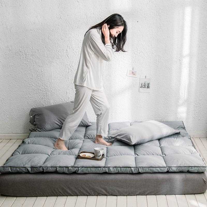 直销新款加厚羽绒棉软床垫单人学生宿舍床褥子垫背双人家用可折叠