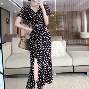 时尚 设计感气质V领优雅波点鱼尾裙子潮 拼接蕾丝连衣裙女夏季 修身