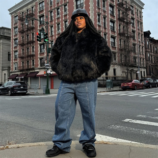 Corteiz 新款 Faux Fur Hoodie 连帽拉链外套男女款黑色长毛夹克