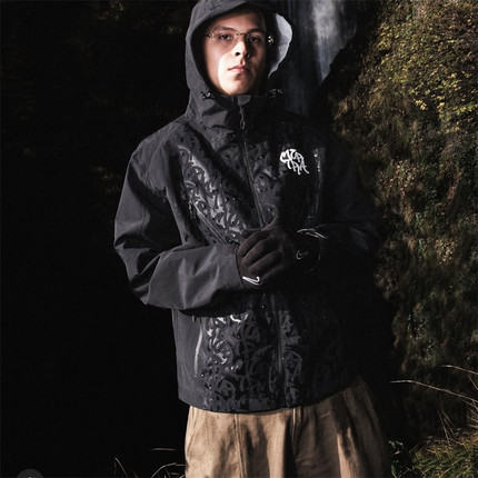 Mertra冲锋衣夹克防水防风印花欧美Jacket-black说唱休闲美式宽松