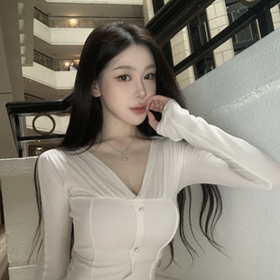 显瘦针织打底正肩褶皱上衣 性感名媛风V领修身 YOUENBB 纯白之恋