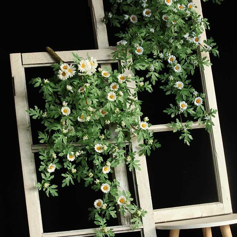 新款直销装饰遮挡挂墙绿植仿真雏菊花藤假花藤条壁挂植物吊兰藤蔓