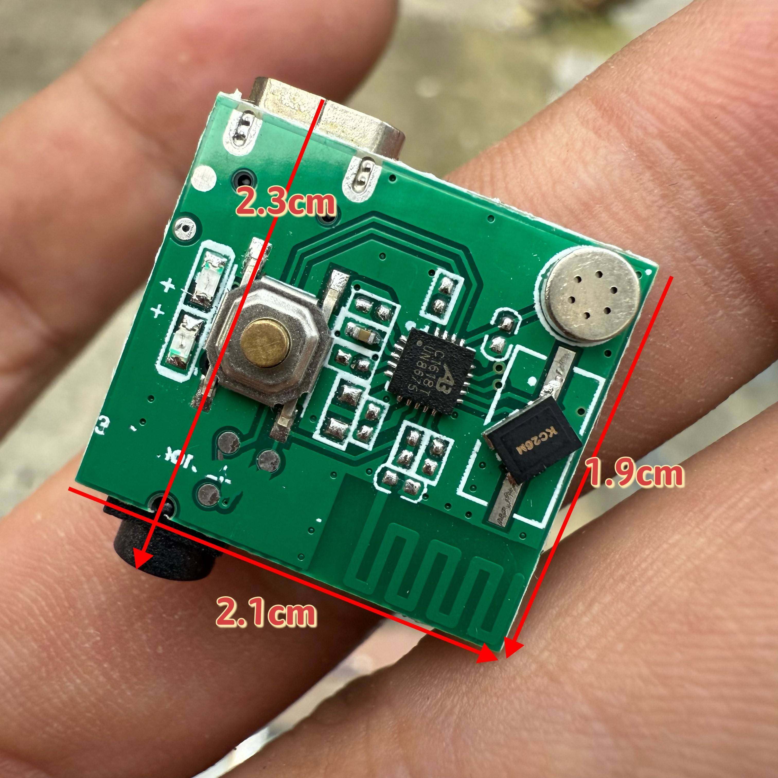 小型蓝牙接收器到3.5毫米耳机音频接口模块一个价格