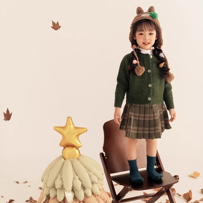 男女童照相写真摄影拍照墨绿色艺术气质针织毛衣开衫圣诞楼主题风