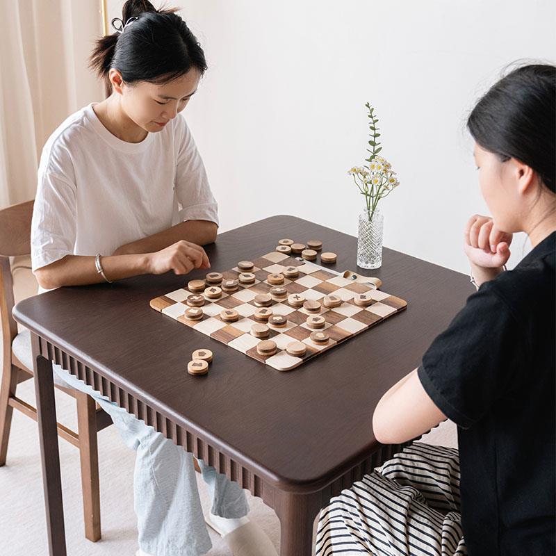 北欧实木餐桌小户型家用正方形饭桌简约现代方桌子长方形吃饭桌子