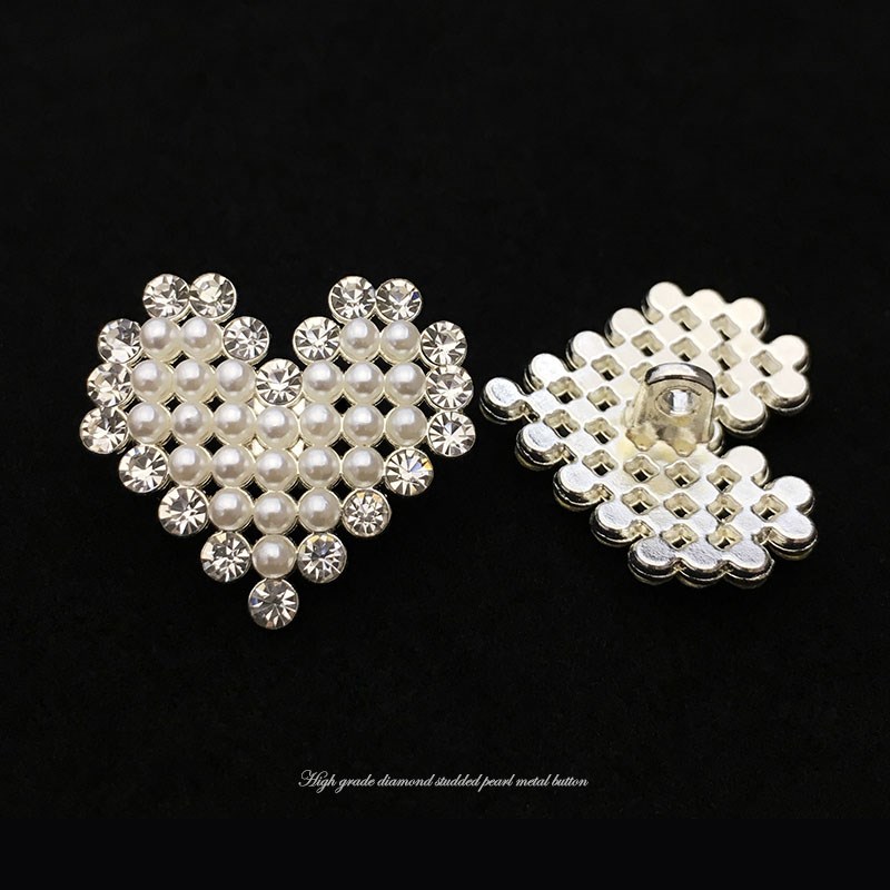 高档银色金属纽扣爱心镶钻桃心珍珠心形钮扣毛衣大衣外套扣子配件