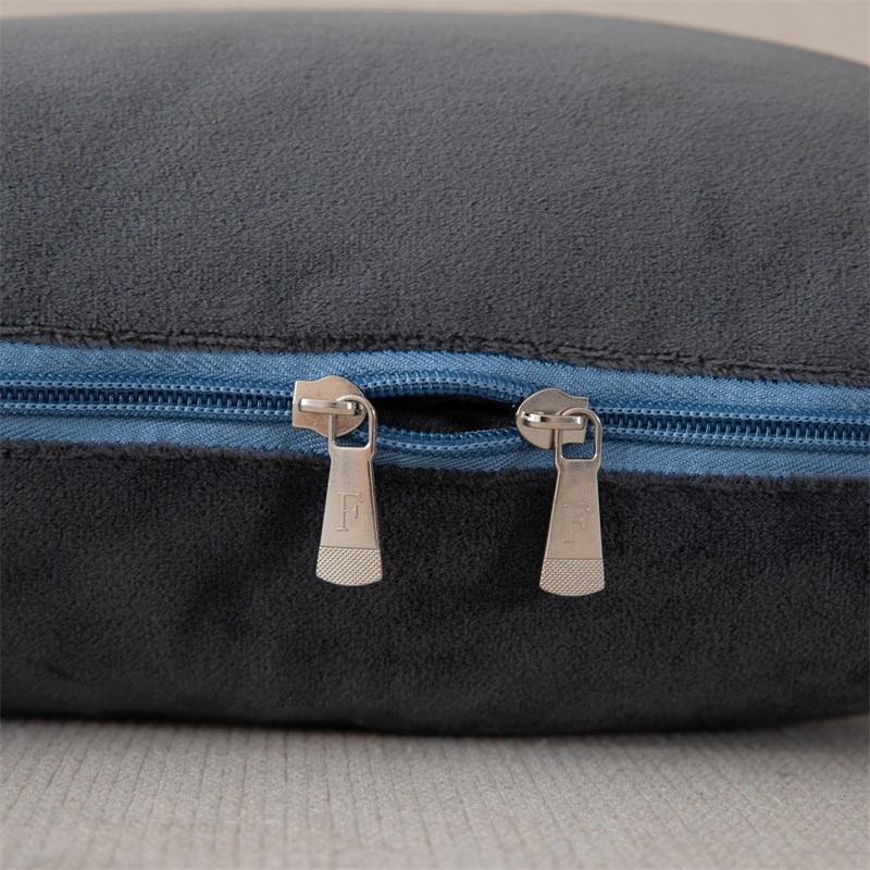 8斤婴儿绒A类抱枕被子靠垫两用加厚冬季双面绒车载办公室午休加大