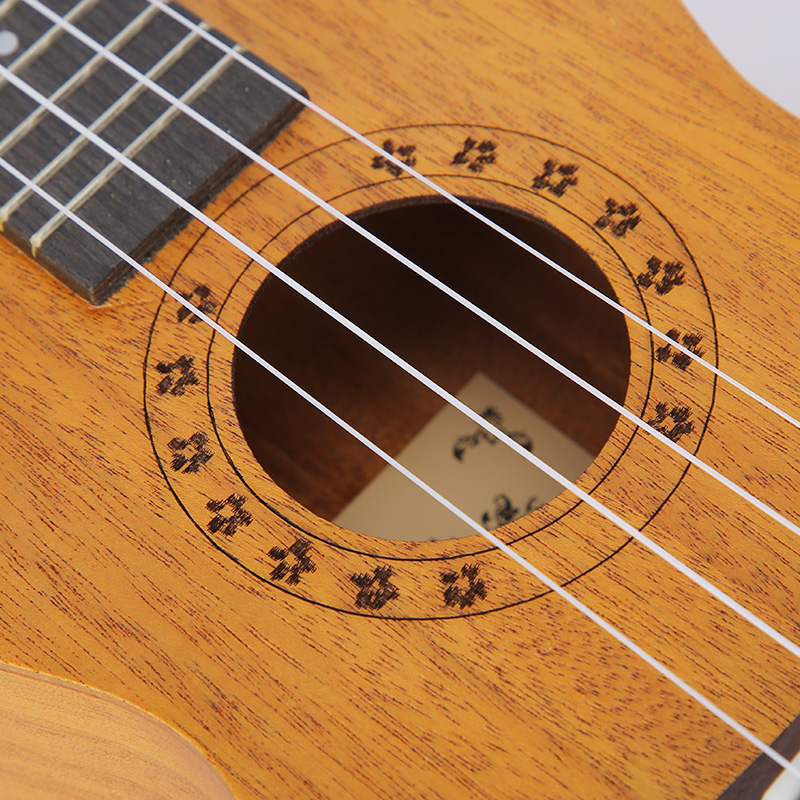 尤克里里21寸23寸26寸初学者入门级四弦小吉他彩色乌克丽丽乐器